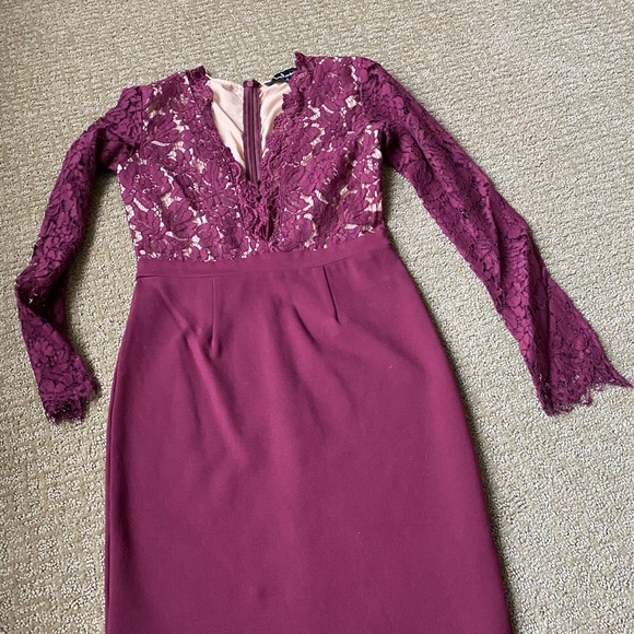 Lulu’s long sleeve dress - Picture 2 of 4